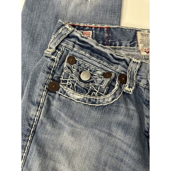 True Religion Ricky Super T White Stitch Jeans Medium Wash Men’s 32X33 Rare - Picture 2 of 9
